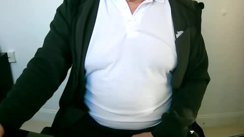 Snapshot of scotti30 chatting on February 6, 2025, 1:54 pm Scott online show from February 6, 2025, 1:54 pm