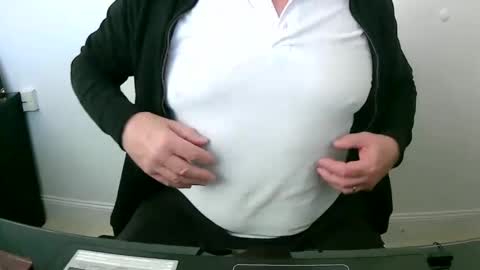 Snapshot of scotti30 chatting on February 24, 2025, 3:31 pm Scott online show from February 24, 2025, 3:31 pm