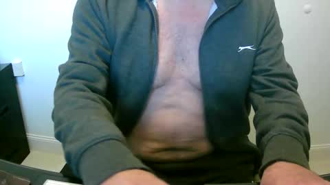 Snapshot of scotti30 chatting on October 21, 2025, 7:53 am Scott online show from October 21, 2025, 7:53 am