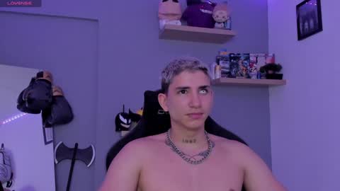 Snapshot of sebas__23 chatting on January 9, 2025, 1:50 am Sebastin online show from January 9, 2025, 1:50 am