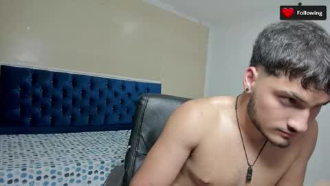 Snapshot of sebastian_jhonson chatting on October 7, 2025, 4:20 am sebastian_jhonson online show from October 7, 2025, 4:20 am