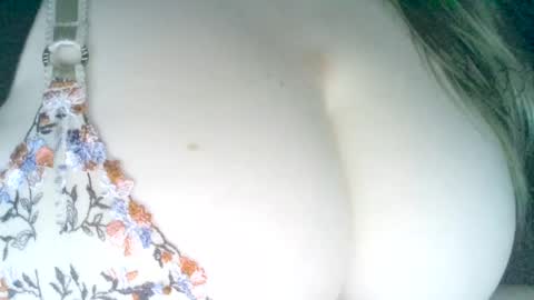 Snapshot of secret18slaveanon chatting on February 17, 2025, 1:10 pm Sunny online show from February 17, 2025, 1:10 pm