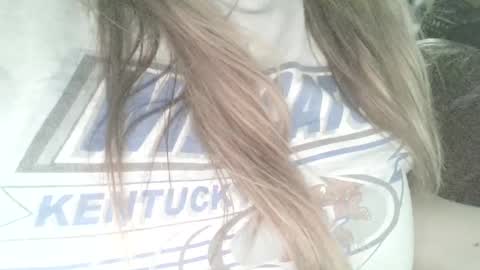 Snapshot of secret18slaveanon chatting on February 18, 2025, 4:48 pm Sunny online show from February 18, 2025, 4:48 pm