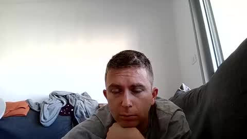 Snapshot of secretboy33 chatting on October 6, 2025, 8:01 am Secretboy33 online show from October 6, 2025, 8:01 am