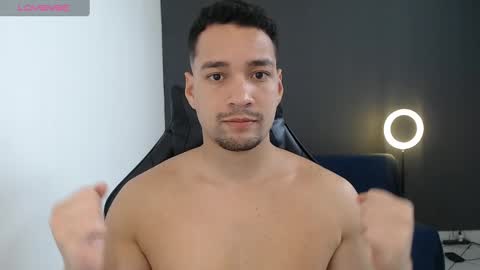 Snapshot of secretboy5000 chatting on February 4, 2025, 12:44 pm Jex online show from February 4, 2025, 12:44 pm