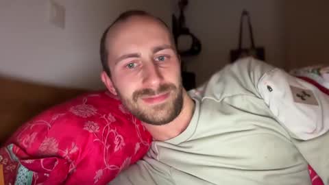 Snapshot of seducemepleae chatting on December 9, 2024, 9:37 pm seducemepleae online show from December 9, 2024, 9:37 pm