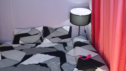 Snapshot of seductive_jhanna chatting on September 10, 2025, 4:51 pm seductive_jhanna online show from September 10, 2025, 4:51 pm