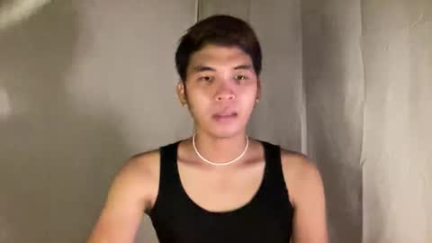 Snapshot of seductive_william chatting on September 19, 2025, 10:27 am William online show from September 19, 2025, 10:27 am