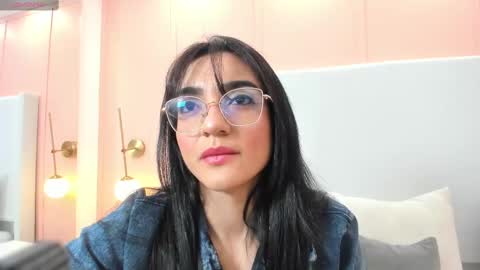 Snapshot of selena_rous chatting on September 11, 2025, 12:05 pm Selena Rous online show from September 11, 2025, 12:05 pm