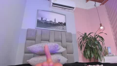 Snapshot of selene_tylor_ chatting on October 24, 2025, 10:39 pm Selene online show from October 24, 2025, 10:39 pm