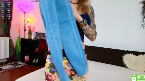 Snapshot of sensual_allexa chatting on November 14, 2025, 5:17 am Alexa --find me here online show from November 14, 2025, 5:17 am