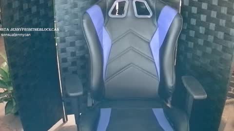 Snapshot of sensualjennn chatting on February 23, 2025, 1:10 pm sensualjennn online show from February 23, 2025, 1:10 pm