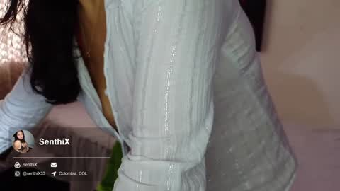 Snapshot of senthix1983 chatting on December 1, 2024, 4:29 pm senthix heyy promo en OnlyFans aprovecha 85 descuento online show from December 1, 2024, 4:29 pm