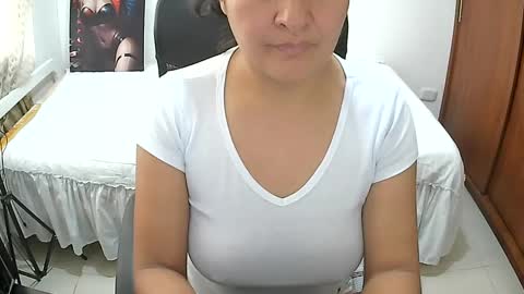 Snapshot of senthix1983 chatting on October 13, 2025, 1:33 pm senthix heyy promo en OnlyFans aprovecha 85 descuento online show from October 13, 2025, 1:33 pm