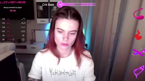 Snapshot of serenamilss chatting on December 20, 2024, 2:38 pm serenamilss online show from December 20, 2024, 2:38 pm