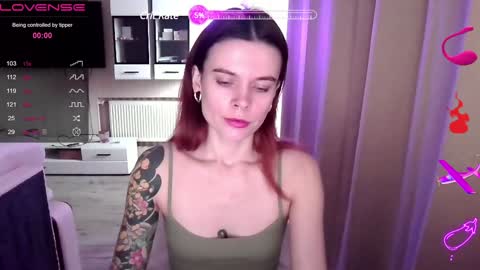 Snapshot of serenamilss chatting on February 7, 2025, 11:01 am serenamilss online show from February 7, 2025, 11:01 am