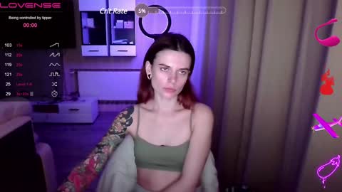 Snapshot of serenamilss chatting on February 7, 2025, 9:15 pm serenamilss online show from February 7, 2025, 9:15 pm