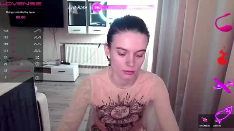 Snapshot of serenamilss chatting on February 17, 2025, 1:10 pm serenamilss online show from February 17, 2025, 1:10 pm