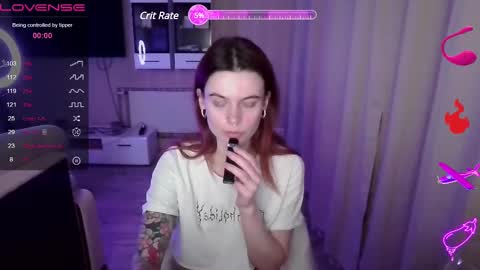 Snapshot of serenamilss chatting on March 3, 2025, 9:26 pm serenamilss online show from March 3, 2025, 9:26 pm
