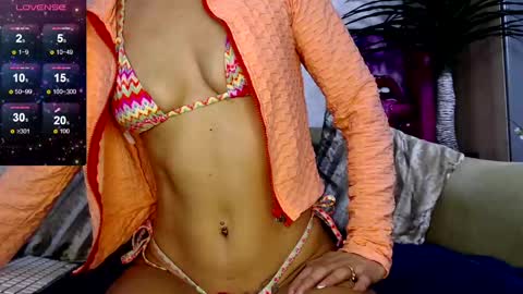 Snapshot of serenexxmilf chatting on February 21, 2025, 7:23 am serenexx your MILF online show from February 21, 2025, 7:23 am