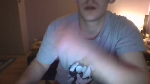 Snapshot of sewek101 chatting on March 3, 2025, 3:30 am Sewerin online show from March 3, 2025, 3:30 am