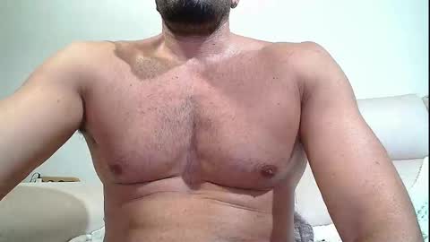 Snapshot of sex_machine_19 chatting on September 28, 2025, 6:24 pm SEX MACHINE 19 online show from September 28, 2025, 6:24 pm