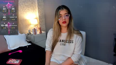 Snapshot of sexmilla_ chatting on December 29, 2024, 9:41 pm My name is sexmilla   Dont forget to follow me online show from December 29, 2024, 9:41 pm