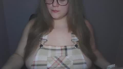 Snapshot of sexoutsouth1993 chatting on October 26, 2025, 5:46 am sexoutsouth1993 online show from October 26, 2025, 5:46 am