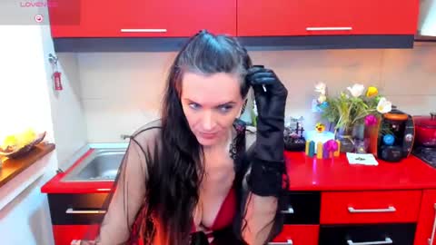 Snapshot of sexqueen1111 chatting on February 3, 2025, 8:13 pm sexqueen1111 online show from February 3, 2025, 8:13 pm