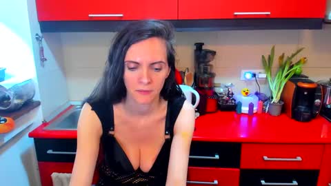 Snapshot of sexqueen1111 chatting on March 9, 2025, 11:47 am sexqueen1111 online show from March 9, 2025, 11:47 am