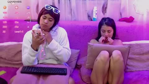 Snapshot of sexxxhorny_ chatting on March 12, 2025, 6:18 am sexxxhorny_ online show from March 12, 2025, 6:18 am