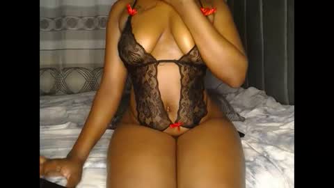 Snapshot of sexxy_bobo chatting on September 25, 2025, 3:10 am sexxy bobo online show from September 25, 2025, 3:10 am