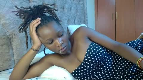 Snapshot of sexxy_santa chatting on December 8, 2024, 5:39 am Santa online show from December 8, 2024, 5:39 am