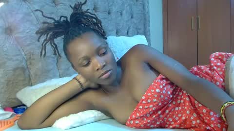 Snapshot of sexxy_santa chatting on December 15, 2024, 6:59 pm Santa online show from December 15, 2024, 6:59 pm