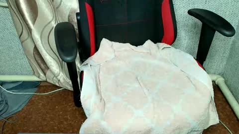 Snapshot of sexy_as_fuck_ chatting on October 2, 2025, 9:33 pm Jessica  Face only in pvt or in snapchat Dont ask more.... online show from October 2, 2025, 9:33 pm
