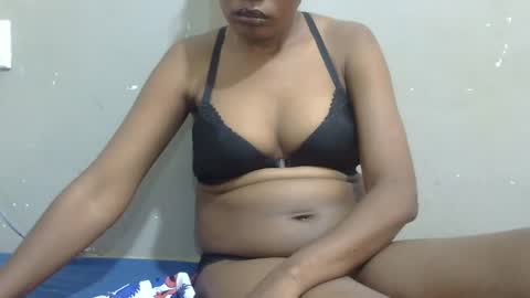 Snapshot of sexy_claude96 chatting on January 29, 2025, 8:40 am sexy_claude96 online show from January 29, 2025, 8:40 am