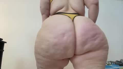 Snapshot of sexy_curvi chatting on December 19, 2024, 4:57 pm karla           instagram  online show from December 19, 2024, 4:57 pm