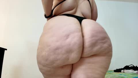 Snapshot of sexy_curvi chatting on January 17, 2025, 7:49 pm karla           instagram  online show from January 17, 2025, 7:49 pm