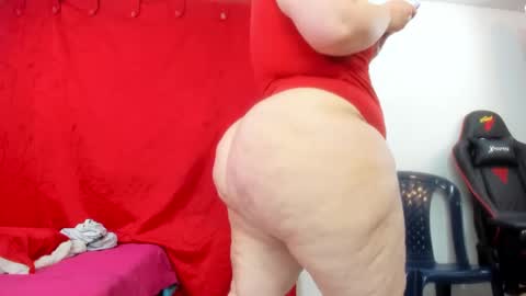 Snapshot of sexy_curvi chatting on October 5, 2025, 3:21 pm karla           instagram  online show from October 5, 2025, 3:21 pm