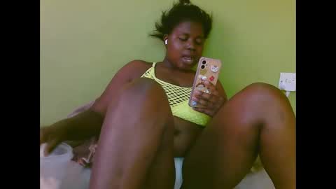 Snapshot of sexy_divana chatting on February 22, 2025, 9:56 am sexy_divana online show from February 22, 2025, 9:56 am