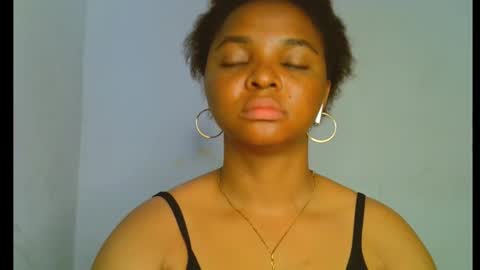 Snapshot of sexy_ebonygirl_ chatting on September 21, 2025, 8:05 am Clara online show from September 21, 2025, 8:05 am