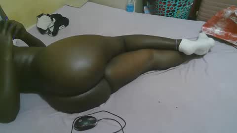 Snapshot of sexy_quincy1 chatting on March 1, 2025, 10:53 pm Sexy Quincy online show from March 1, 2025, 10:53 pm