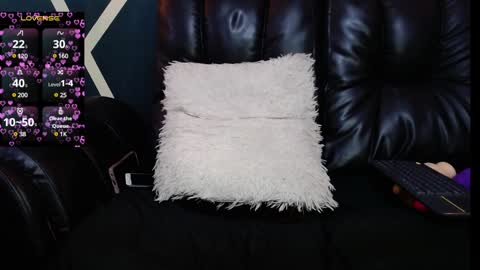 Snapshot of sexy_redgirl chatting on January 24, 2025, 2:28 am karoline online show from January 24, 2025, 2:28 am