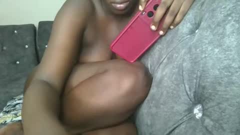 Snapshot of sexy_wendy5 chatting on December 10, 2024, 5:11 pm wendy online show from December 10, 2024, 5:11 pm