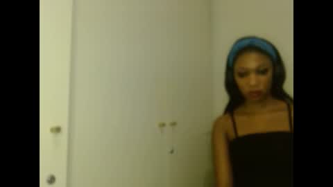 Snapshot of sexyalender02 chatting on January 19, 2025, 4:14 pm sexyalender02 online show from January 19, 2025, 4:14 pm