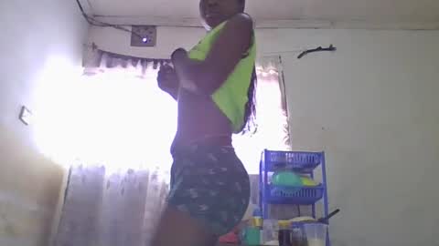 Snapshot of sexybilha483 chatting on January 26, 2025, 8:46 am Sexybilha483 online show from January 26, 2025, 8:46 am