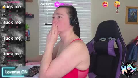 Snapshot of sexydistraction1 chatting on February 19, 2025, 7:48 pm  SexyDistraction  online show from February 19, 2025, 7:48 pm