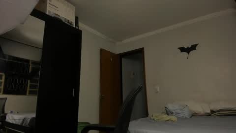 Snapshot of sexyflightz chatting on March 9, 2025, 3:32 am chris online show from March 9, 2025, 3:32 am