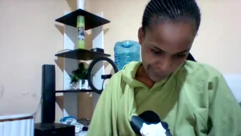 DOVY ACHIENG online show from September 21, 2025, 10:00 pm
