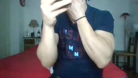 Snapshot of sexyyphilip chatting on December 10, 2024, 10:47 pm sexyyphilip online show from December 10, 2024, 10:47 pm